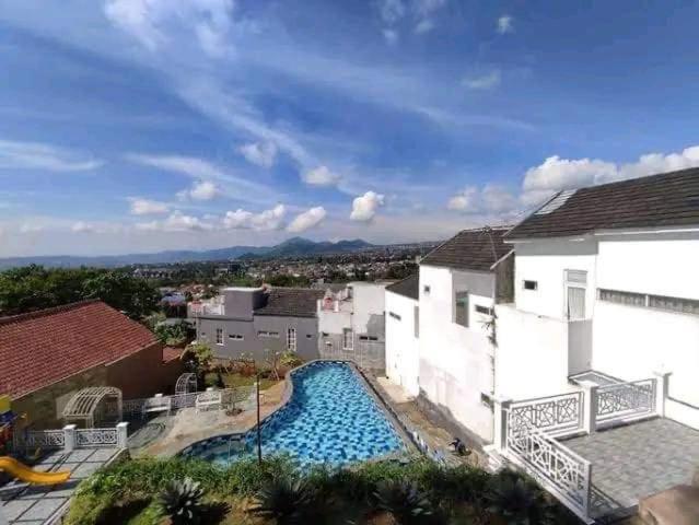 Villa Puncak Resort Cikundul ภายนอก รูปภาพ